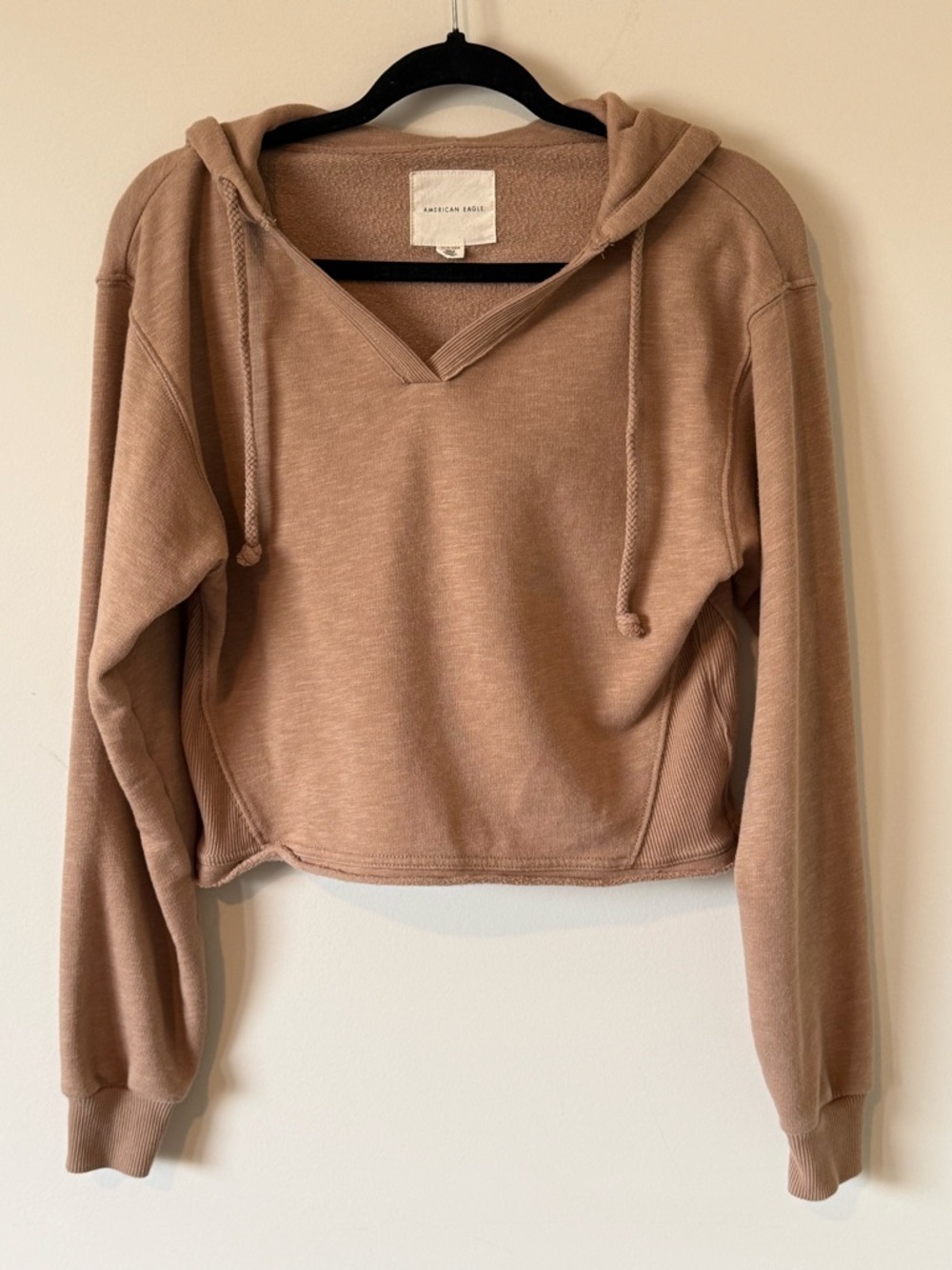 50. | American Eagle Outfitters | Taupe Cropped Hoodie | XS